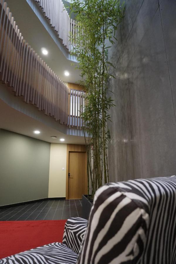 Lumen Place Apartamentos Mondoñedo Exteriör bild